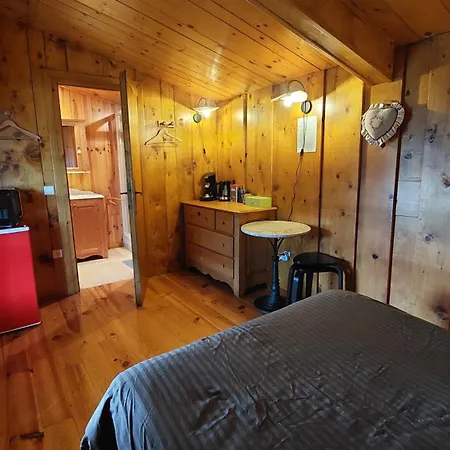 Bed & Breakfast Independant Chez Aurele 3*